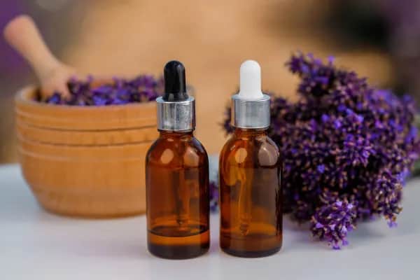Welches Hydrolat hilft gegen Falten?